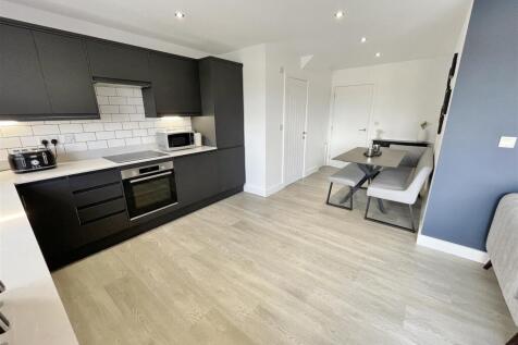 Kitchen Dining Area