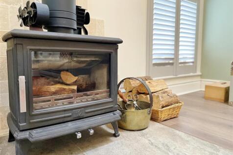 Lounge Log Burner
