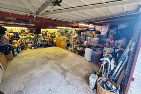 Double Garage