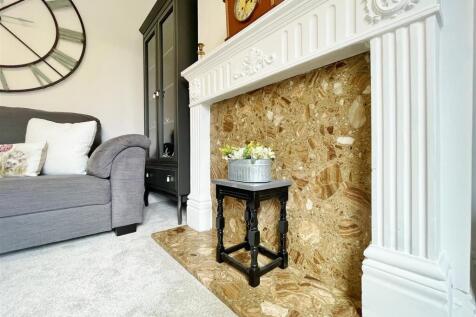 Lounge Feature Fireplace