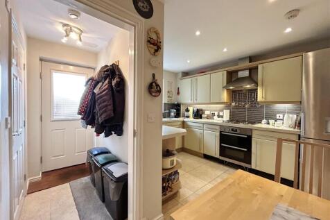 Kitchen &amp; Hallway