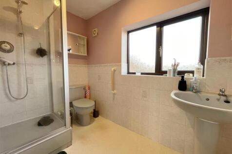 Bedroom One En-Suite