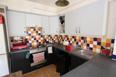 Kitchen.JPG