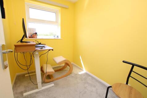 Bedroom 3.JPG