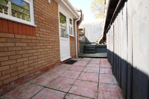 Patio.JPG
