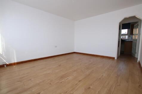 Lounge 2.JPG