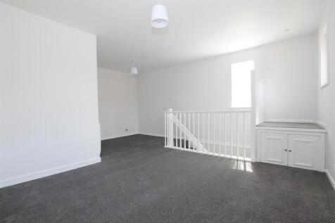 Living Room 4.JPG