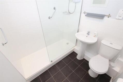 Shower Room.JPG