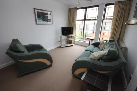 Lounge 2.JPG
