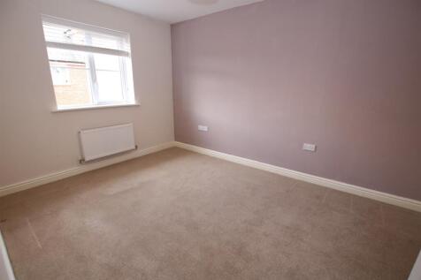 Bedroom 1.JPG