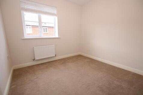 Bedroom 2.JPG