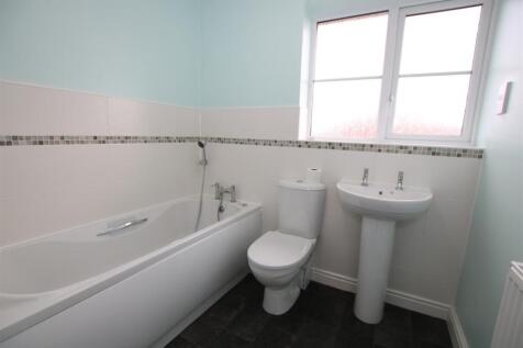 Bathroom.JPG