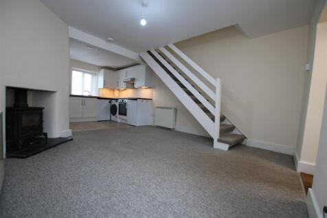 Living Room 2.JPG