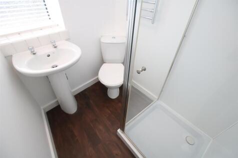 Bathroom.JPG
