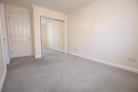 Bedroom 1.2.JPG