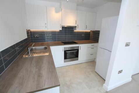 Kitchen 2.JPG