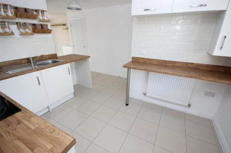 Kitchen 2.JPG