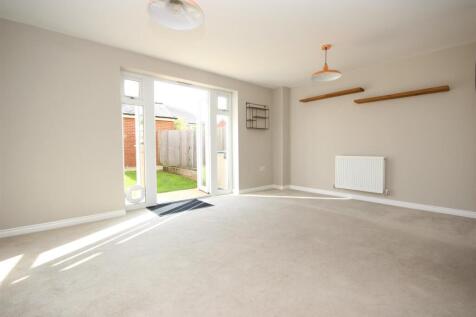 Family Room.jpg