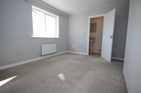 Master Bedroom 2.JPG