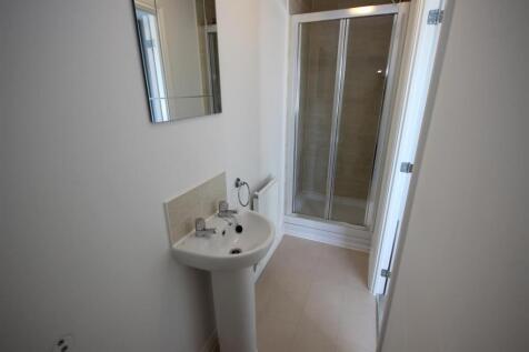 Ensuite.JPG