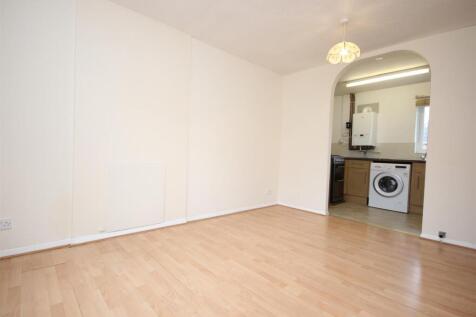 Living Room 3.JPG
