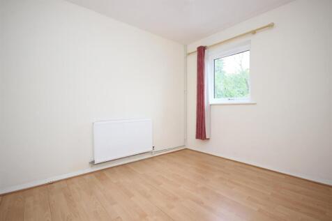 Bedroom 2.JPG