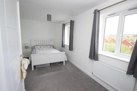 Bedroom 2.2.JPG