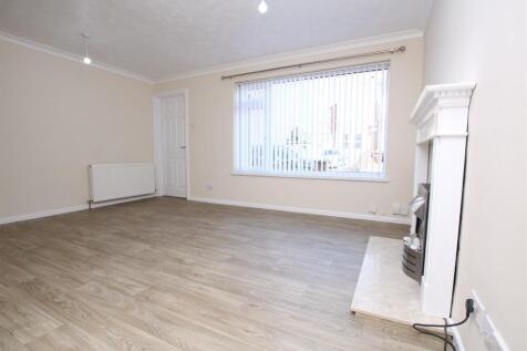 Living Room 3.JPG