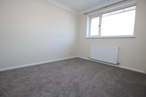 Bedroom 1.JPG