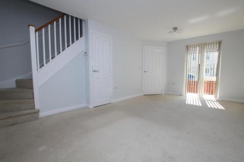 Living Room 1.JPG