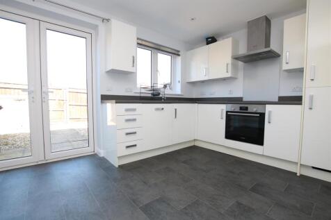 Kitchen 1.JPG
