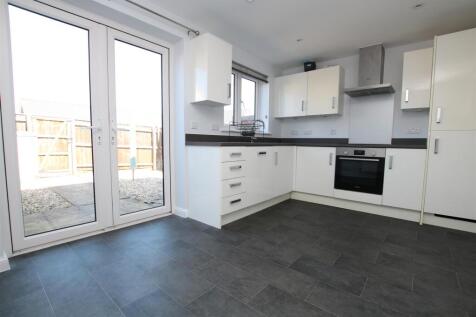 Kitchen 3.JPG