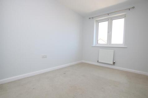 Bedroom 2.JPG