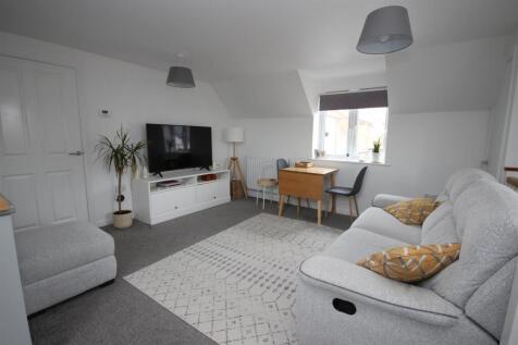 Living Area 2.JPG