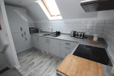 Kitchen 1.2.JPG