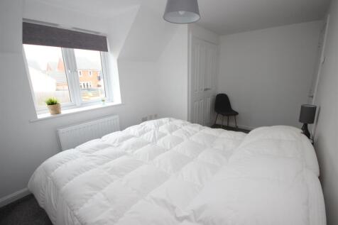 Bedroom 1.2.JPG