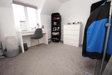 Bedroom 2.JPG
