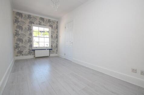 Bedroom 1.JPG