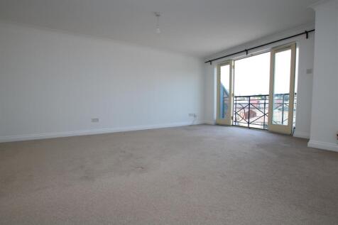 Living Room 5.JPG