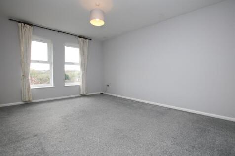 Living Room 3.JPG