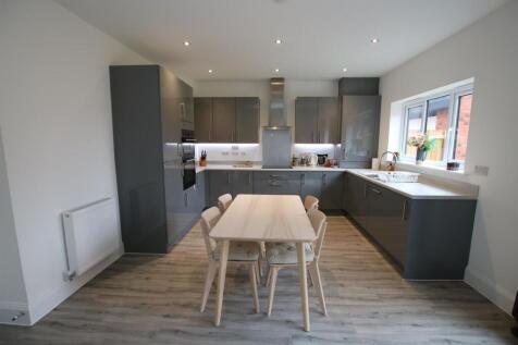 Kitchen 3.JPG