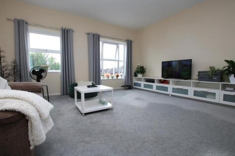 Living Room.JPG