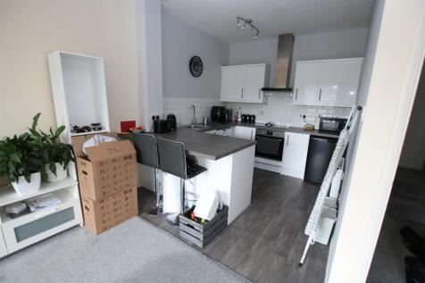 Kitchen 2.JPG