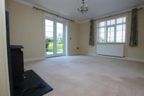 Living Room 2.JPG