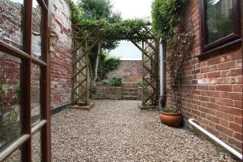 Garden 1.JPG