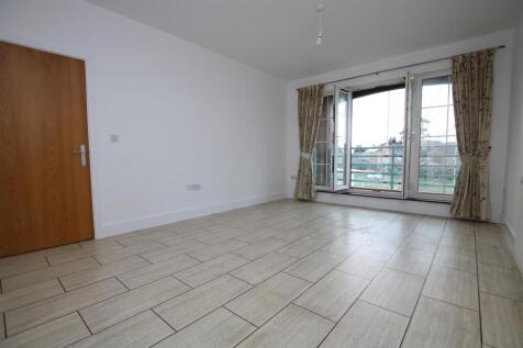 Living Room 1.JPG