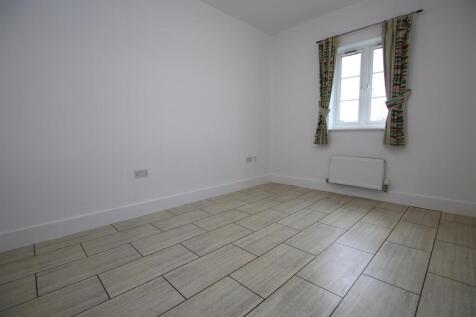 Bedroom 1.JPG