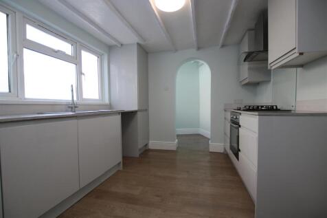Kitchen 1.JPG