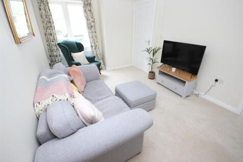 Living Room 2.JPG