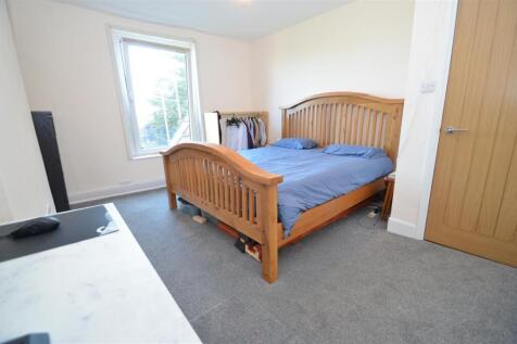 Bedroom.JPG